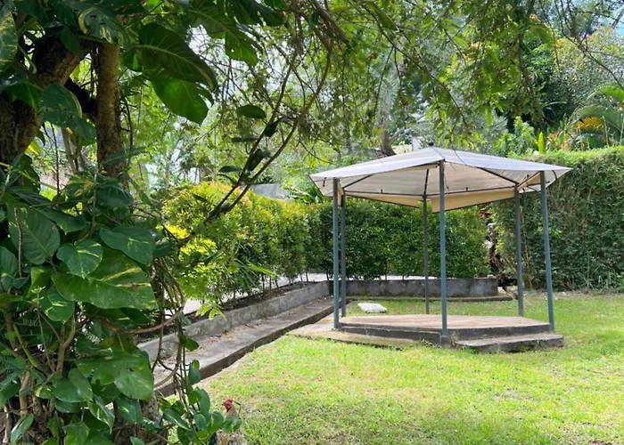 New W Guest house Jimbaran (Bali)